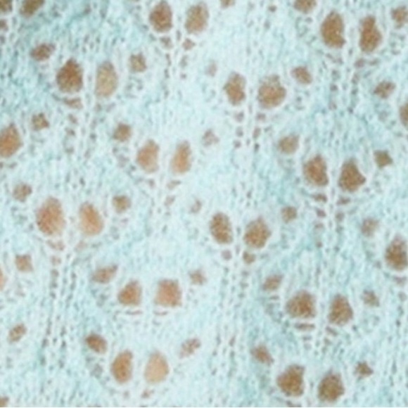 Alice & Olivia Saffi Pointelle Knit Cashmere Blend
Sweater size  XL —NWT - Picture 5 of 11